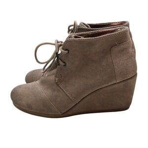 Toms Tan Taupe Suede Wedge Heels Lace Up Booties Ankle Boots Shoes Womens Sz 6